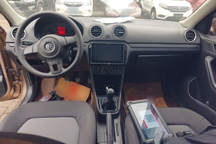 Used Volkswagen Jetta 2015 Zhuihui Edition 1.4L Manual Fashion Model
