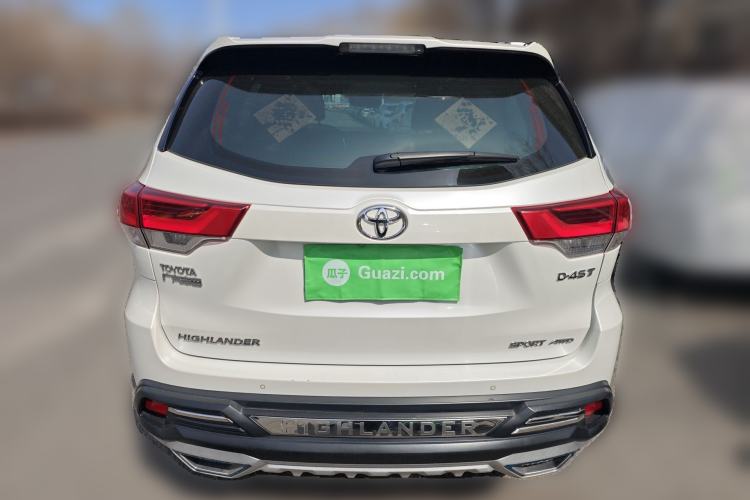 Used Toyota Highlander 2018 2.0T Four-Wheel Drive Luxury Edition 7 Seats China V Emission Standard Rear