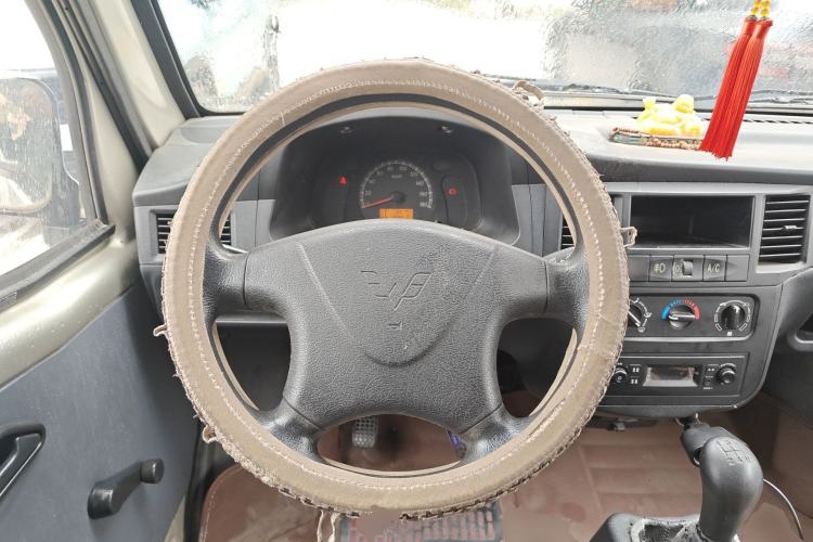 Used Wuling Zhiguang 2013 1.0L Practical Version Steering Wheel