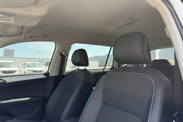 Used Volkswagen Tiguan L 2019 330TSI Automatic Two-Wheel Drive Luxury Edition China VI Standard