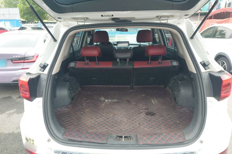 Used CHANGAN CS75 2022 Blue Whale Edition 1.5T DCT Prestige Model Trunk