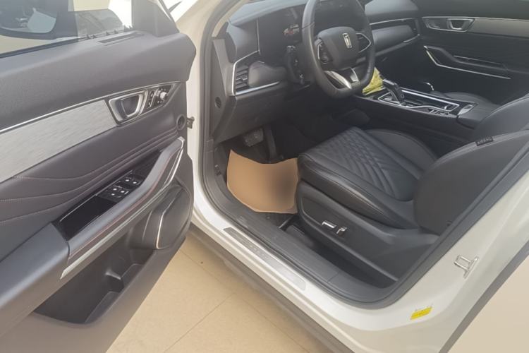 Used Bestune T99 2020 20TD Automatic Premium Edition Driver Seat