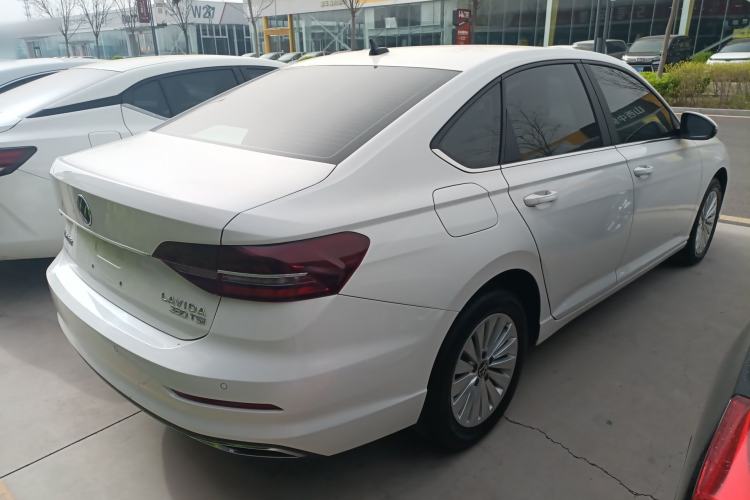 Used Volkswagen Lavida 2021 1.5L Automatic Comfort Edition
