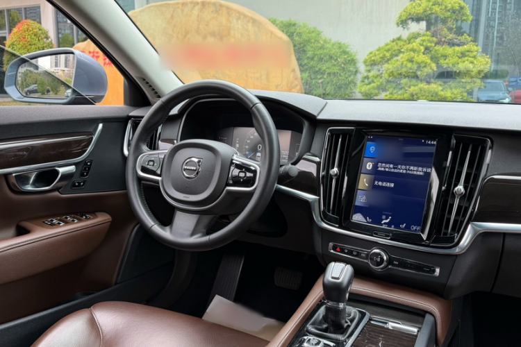 Used Volvo S90 2018 T4 Zhiyuan Edition