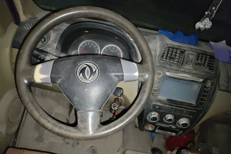 Used Dongfeng Xiaokang C37 2015 1.5L Standard II DK15-06
