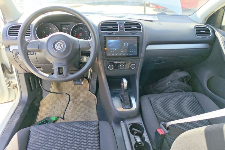 Used Volkswagen Golf 2012 1.6L Automatic Fashion Model