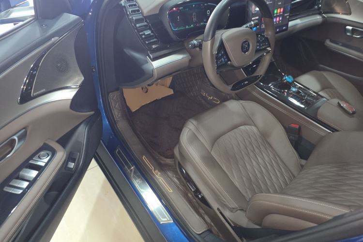 Used BYD Han 2022 DM-i 121KM Prestige Model
