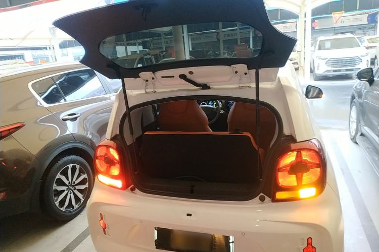 Used Roewe Clever 2022 311km QiQi BoBo Edition Trunk