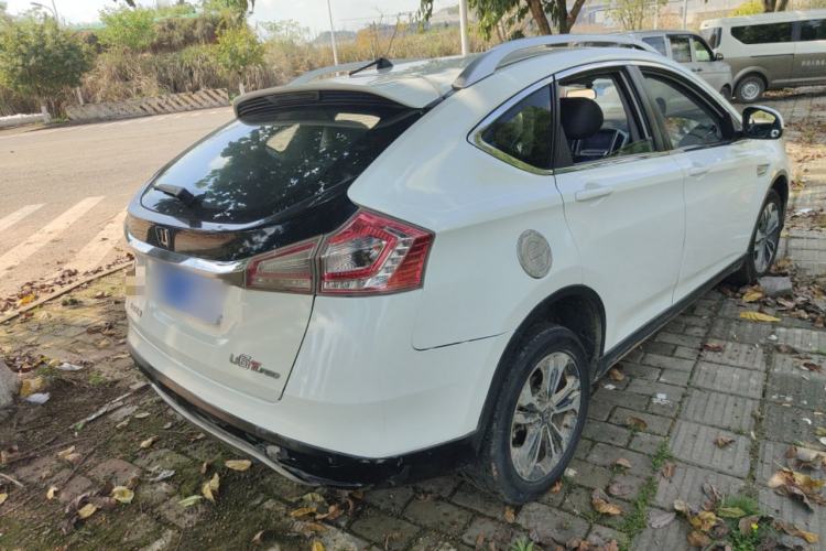 Used Luxgen U6 SUV 2014 1.8T Fashion Edition Rear Right 45 Deg