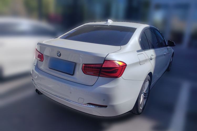 Used BMW 3 Series 2017 320Li Fashion Model Rear Right 45 Deg