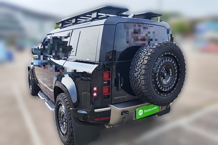 Used Land Rover Defender 2023 Facelift 110 3.0T P400 X-DYNAMIC HSE
