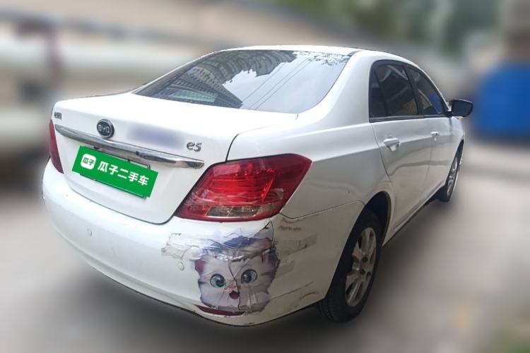 Used BYD e5 2016 300 Luxury Edition Rear Right 45 Deg