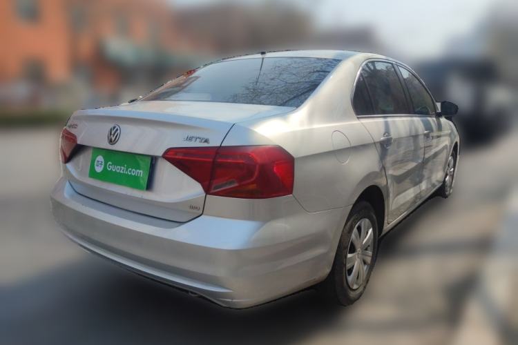 Used Volkswagen Jetta 2017 1.5L Manual Fashion Edition
