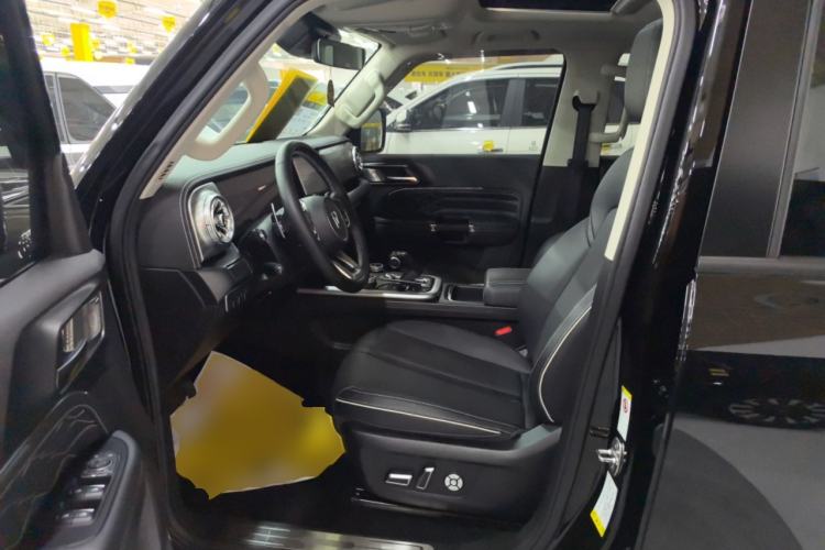 Used Tank 300 2021 City Edition 2.0T—Truly Stylish Left Front Seat