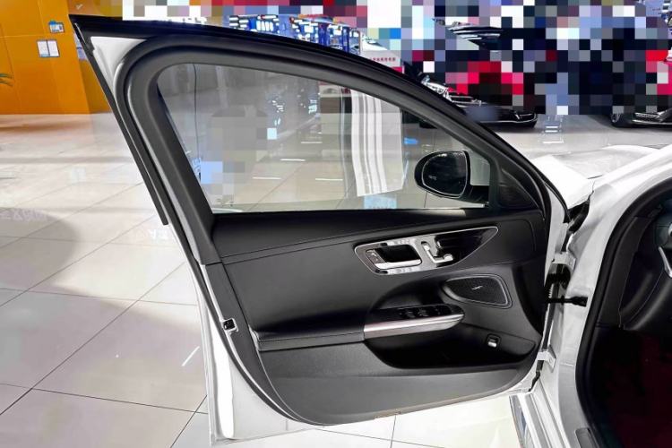 Used Mercedes-Benz C-Class 2025 Facelift C 260 L Sport Edition
