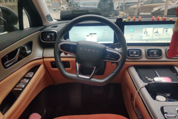 Used Chery Tiggo 9 2023 Facelift 2.0T Dual-Clutch Two-Wheel Drive Luxury Edition 7 Seats
