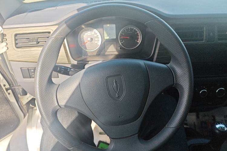 Used Jinbei Hiace X30 2023 1.5L Super-Enjoyment Van 2/5 Seats Non-Air-Conditioned Version SWC15M Steering Wheel