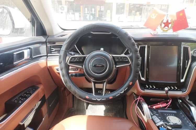 Used Zotye T700 2017 1.8T Dual-Clutch Prestige Model
