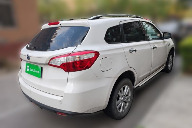 Used Venucia T70 2016 2.0L Manual RuiQu Version