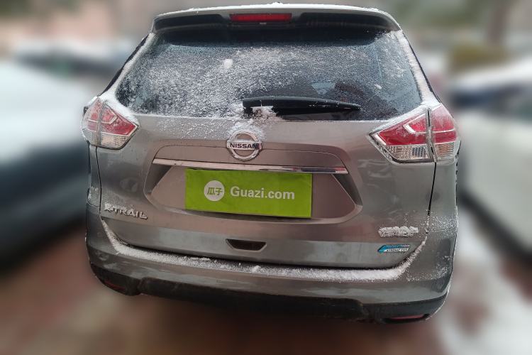 Used Nissan X-Trail 2015 2.5L CVT Leading MAX Edition 4WD