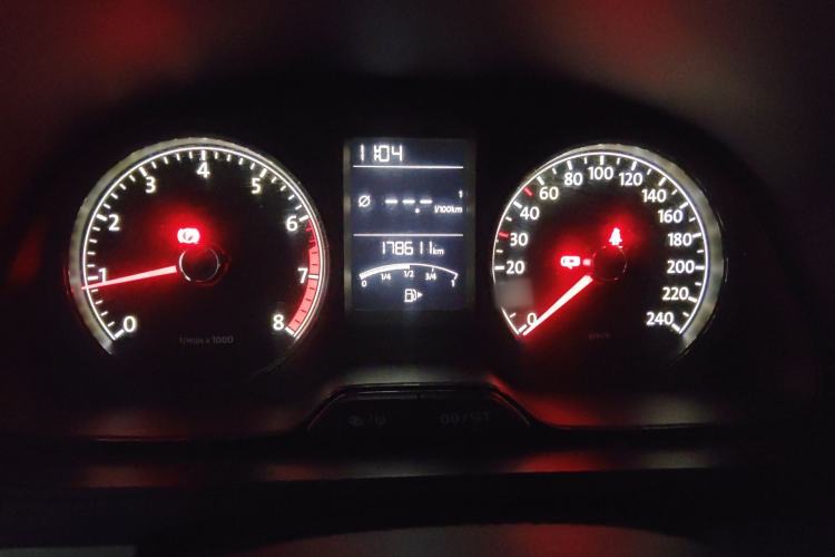 Used Volkswagen Lavida 2013 Revised Classic 1.6L Manual Fashion Edition Instrument Cluster