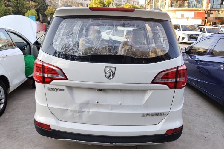 Used Baojun 730 2016 Revised 1.5L Manual Standard Version 7 Seats China V Emission Standard
