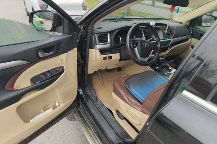 Used Toyota Highlander 2015 2.0T Four-Wheel Drive Elite Edition 7-Seater
