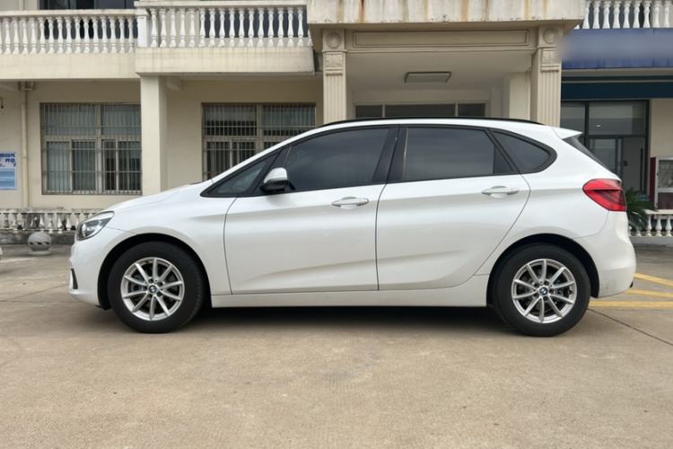 Used BMW 2 Series Active Tourer 2016 218i Fashion Model Exterior 9