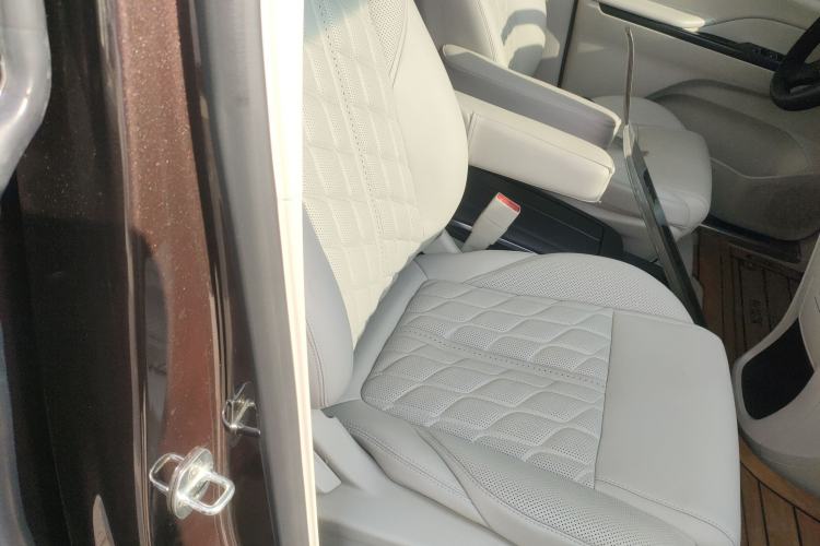 Used Buick GL8 2017 ES 28T Comfort Model China V Standard