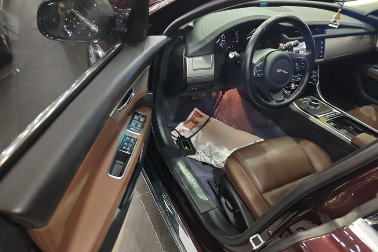 Used Jaguar XFL 2017 XFL 2.0T 200PS Luxury Edition
