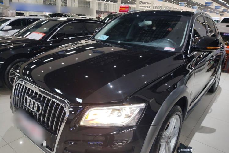 Used Audi Q5 2017 Plus 40 TFSI Technology Model