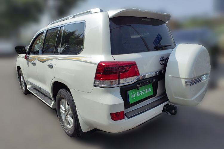 Used Toyota Land Cruiser 
