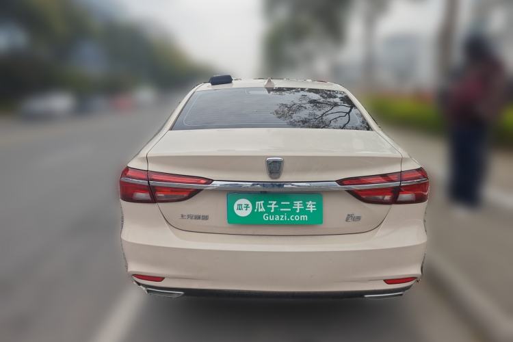 Used Roewe i6 2017 20T Automatic Internet ZhiZun Edition