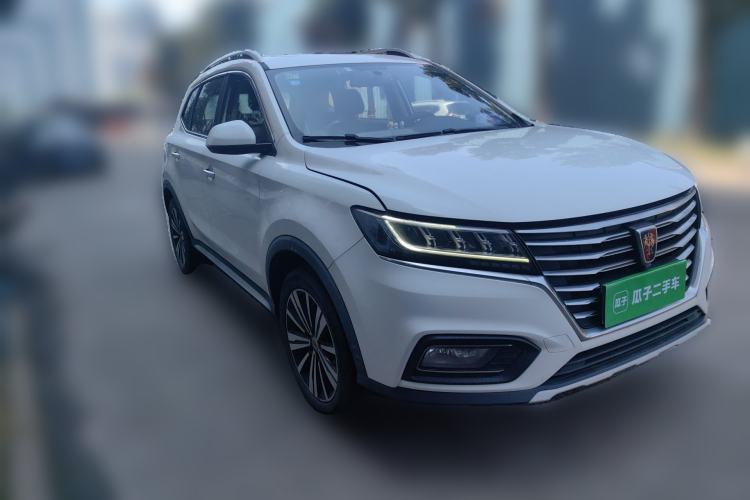 Used Roewe RX5 2019 20T Two-Wheel Drive Automatic 4G Connected Platinum Edition Front Right 45 Deg