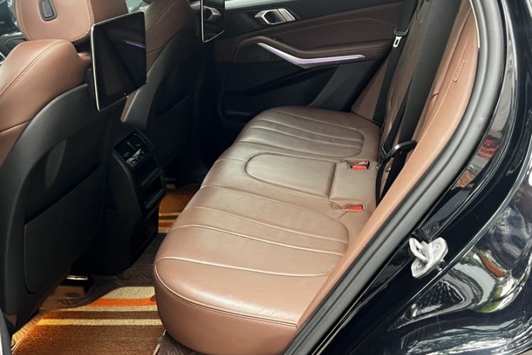 Used BMW X5 2021 xDrive30i M Sport Package Interior 6