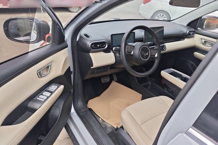 Used Wuling Bingo PLUS 2024 510 km Flagship Edition Four-Seater Version Driver Seat