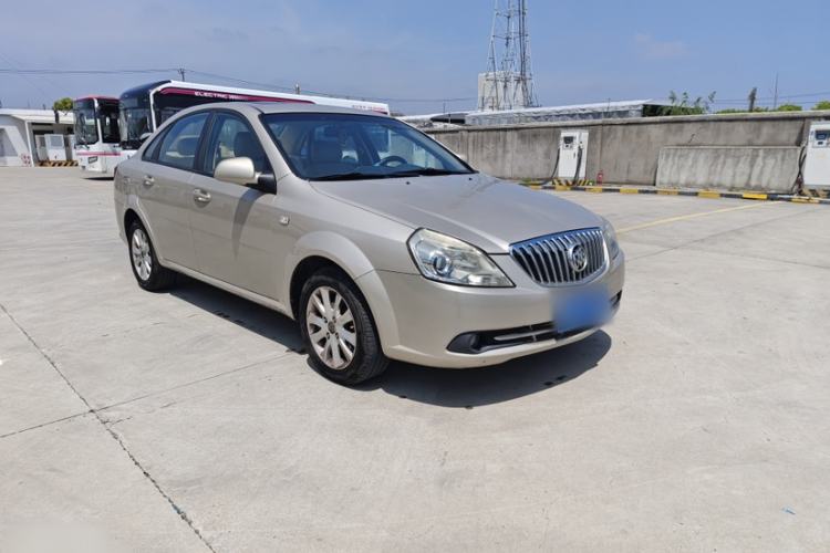 Used Buick Excelle 2013 1.5L Manual Classic Model Exterior 2