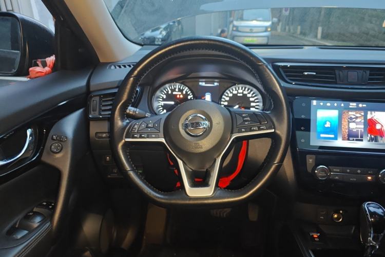 Used Nissan X-Trail 2021 2.0L CVT 2WD XL ITS SmartConnect Comfort Edition Steering Wheel