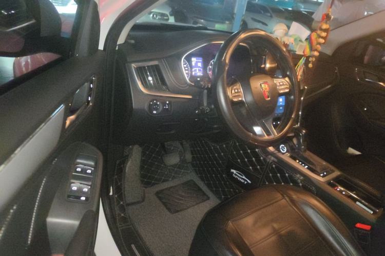 Used Roewe RX5 2019 20T Two-Wheel Drive Automatic 4G Connected Platinum Edition
