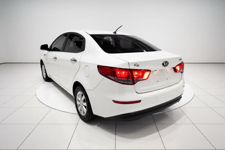 Used Kia K2 2015 Sedan 1.4L Automatic GLS