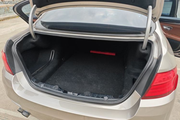 Used BMW 5 Series 2014 520Li Elegant Model Trunk