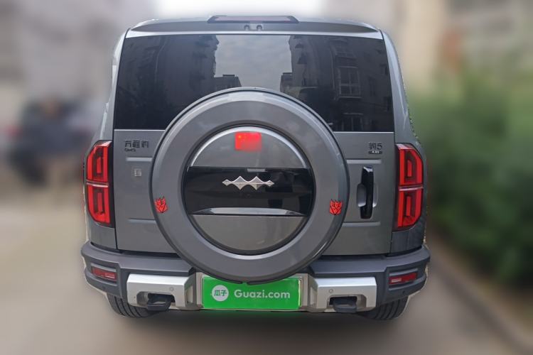 Used Formula Leopard 5 2023 Explore Edition
