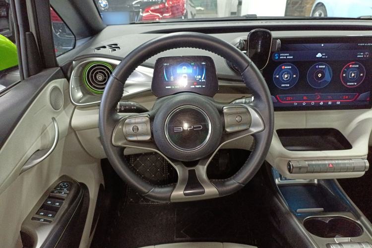 Used BYD Dolphin 2021 405 km Fashion Edition
