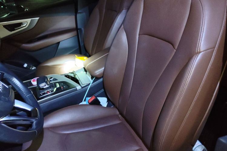 Used Audi Q7 2019 55 TFSI Technology Edition Left Front Seat