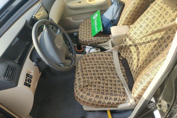 Used BYD F3 2012 Energy-Saving Edition 1.5L Manual Standard Model

