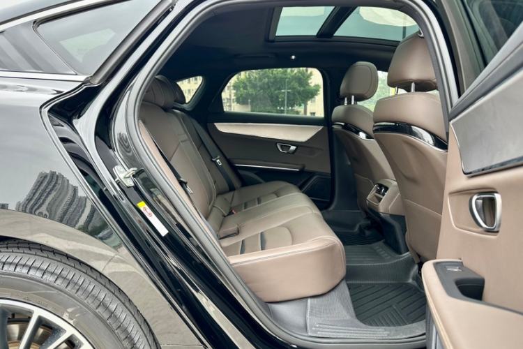 Used BYD Han 2020 DM Four-Wheel Drive Performance Edition Luxury Model Interior 2