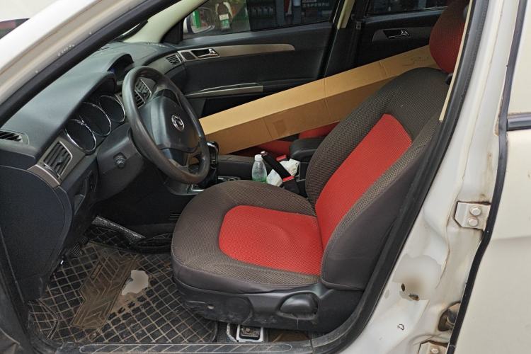 Used Dongfeng Aeolus H30 2014 CROSS 1.5L Manual Smart Drive Gratitude Edition