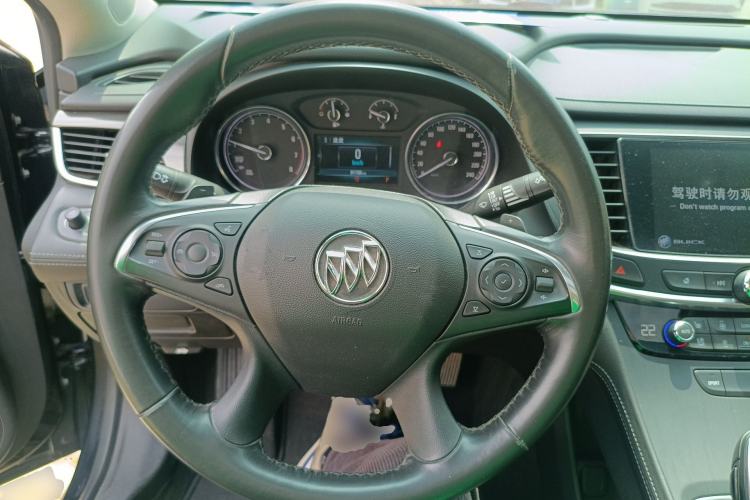 Used Buick LaCrosse 2018 20T Elite Edition Steering Wheel