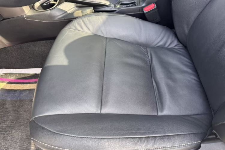 Used Toyota RAV4 2018 2.5L Automatic 4x4 Elite i Edition Interior 6