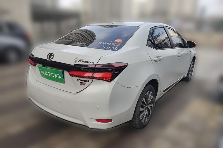 Used Toyota Corolla 2016 Dual-Engine 1.8L E-CVT Elite Edition
